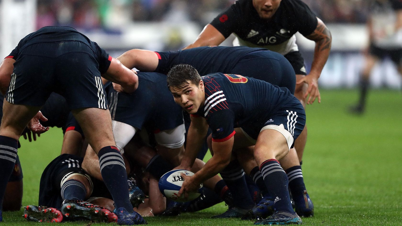 Antoine Dupont playing against New Zealand