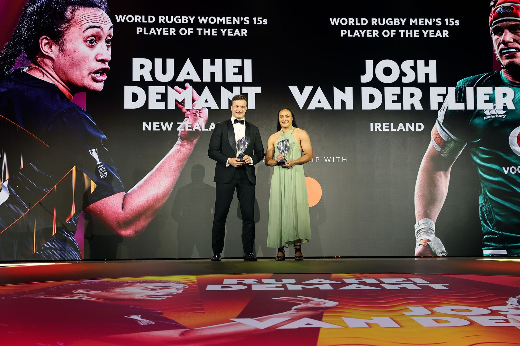 World Rugby 15s Players of the Year, Josh van der Flier (Ireland) and Ruahei Demant (New Zealand).