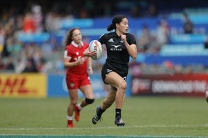 Women's Cup Quarter Final Highlights | New Zealand vs. Canada | Cathay/HSBC Hong Kong Sevens