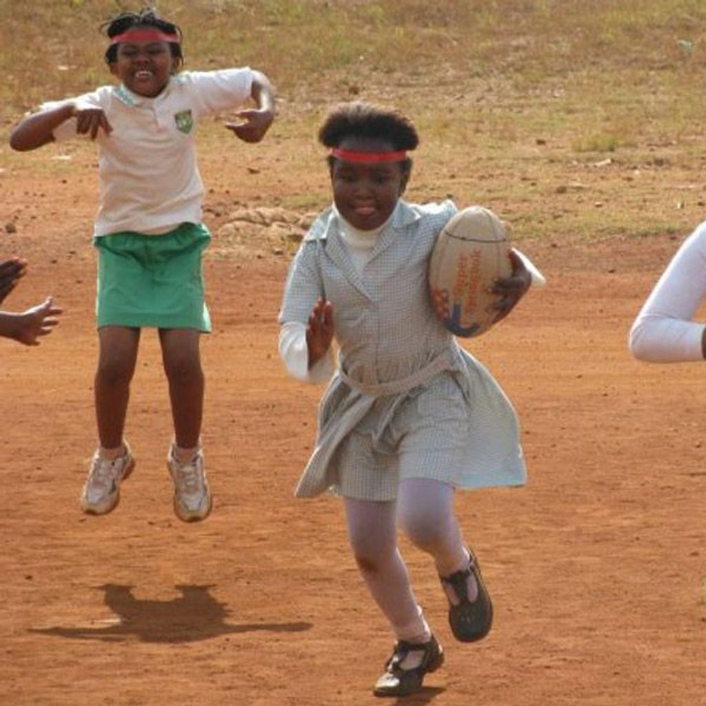 Sosban Rugby SOS IRB Kit Aid makes 100th delivery | World Rugby