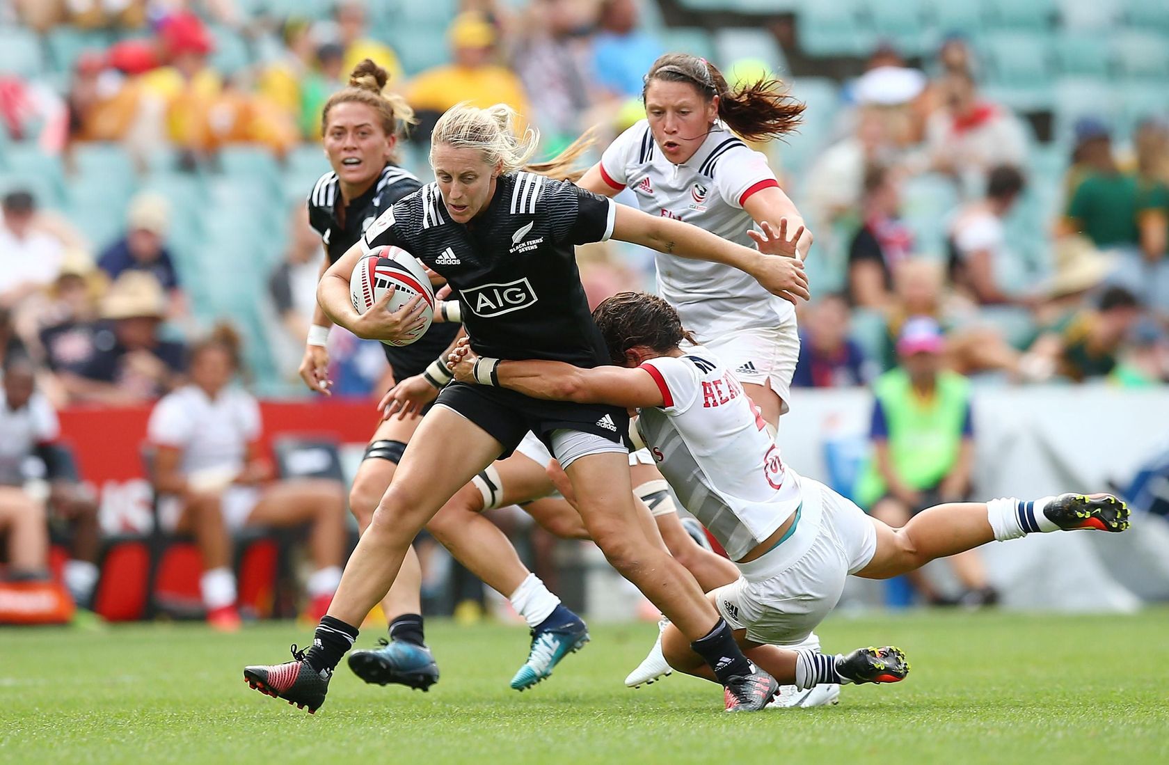 HSBC World Rugby Women's Sevens Series 2018 - Sydney Day 1