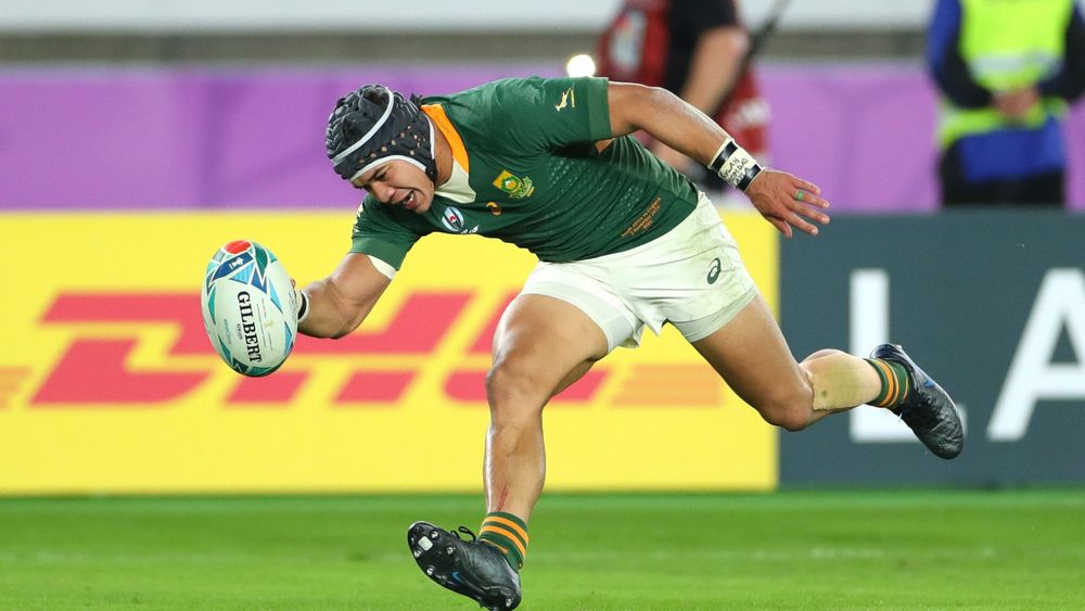 Emoji 2 Red Flag Rugby Ball Carpet Vidalondon