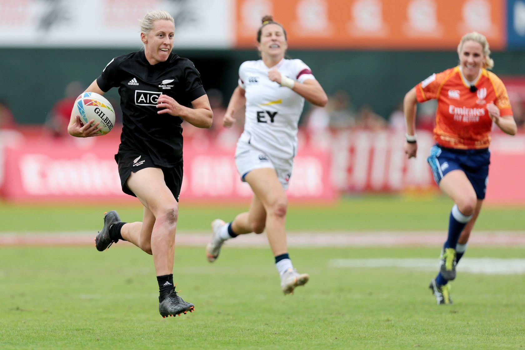 HSBC World Rugby Sevens Series - Dubai: Day Three