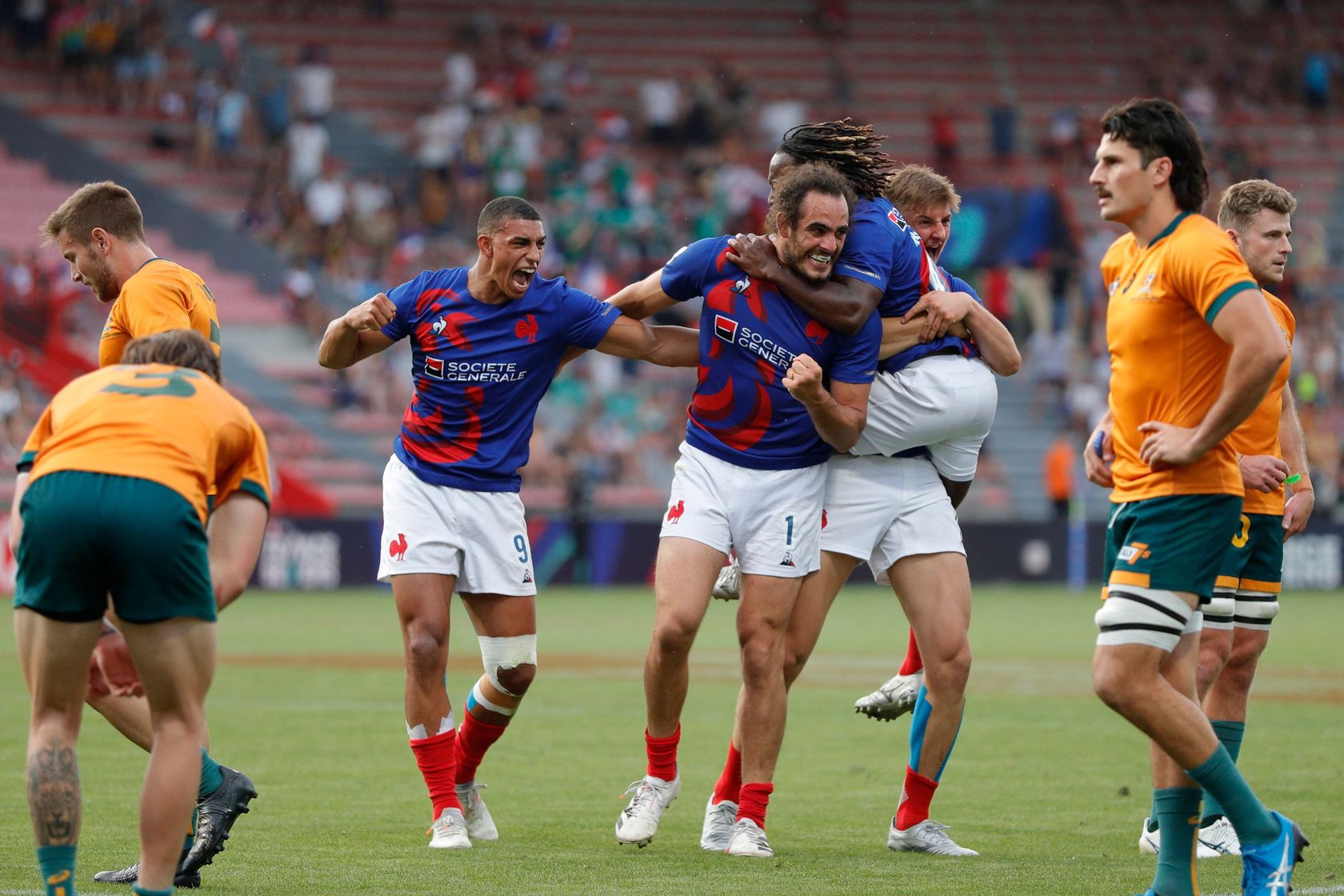 Big names fall on dramatic day of upsets at HSBC France Sevens in Toulouse