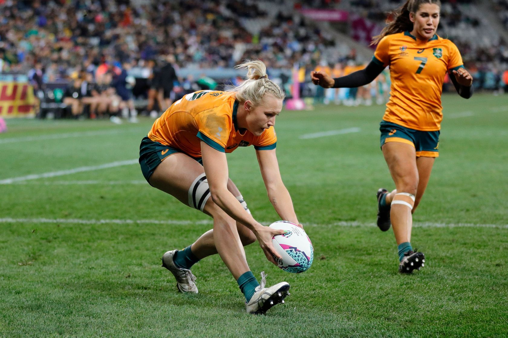 Heartache for Fiji’s men but defending women’s champions Australia make strong start in Emirates Dubai 7s