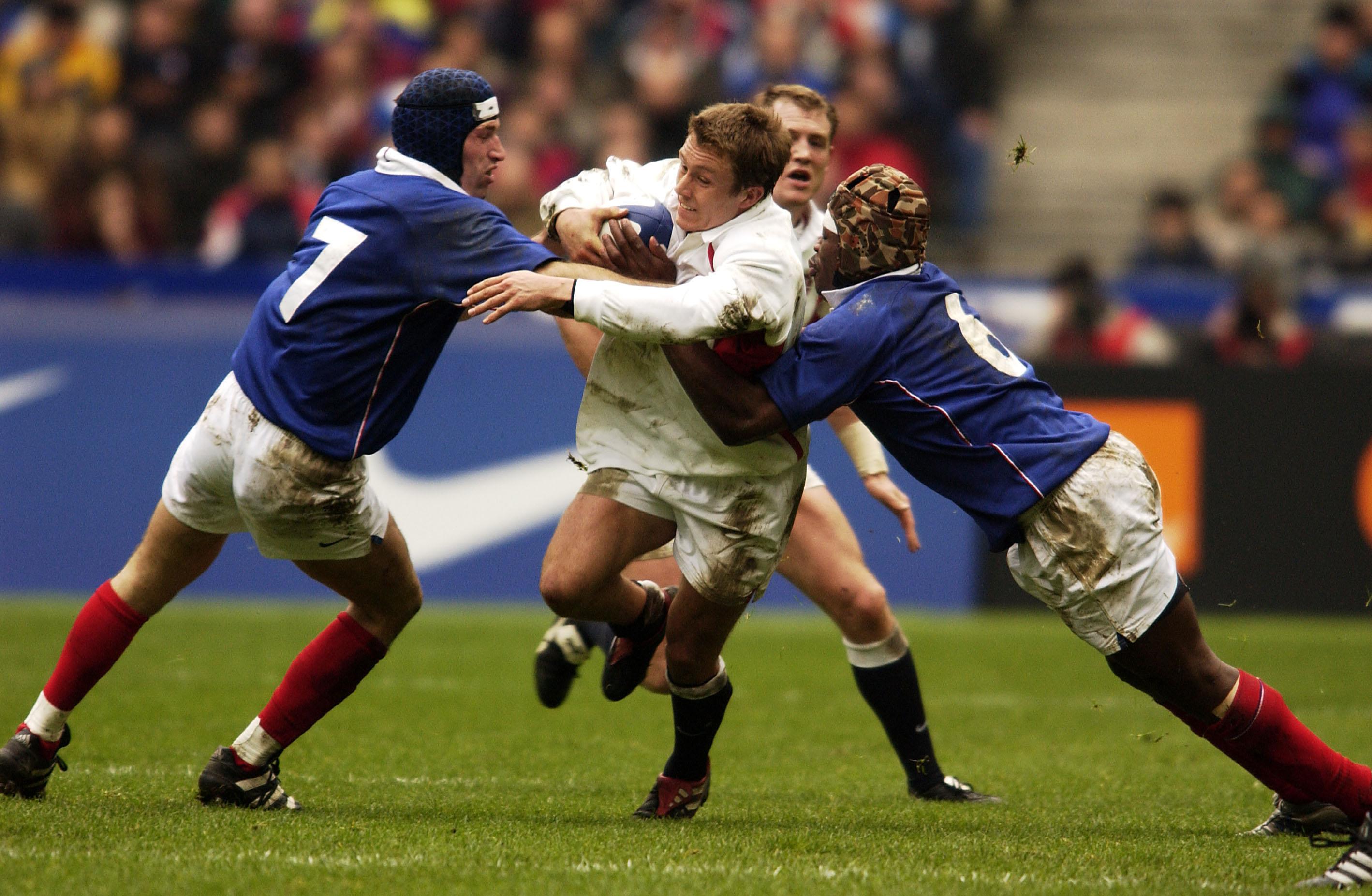 Serge Betsen Tackles Jonny Wilkinson