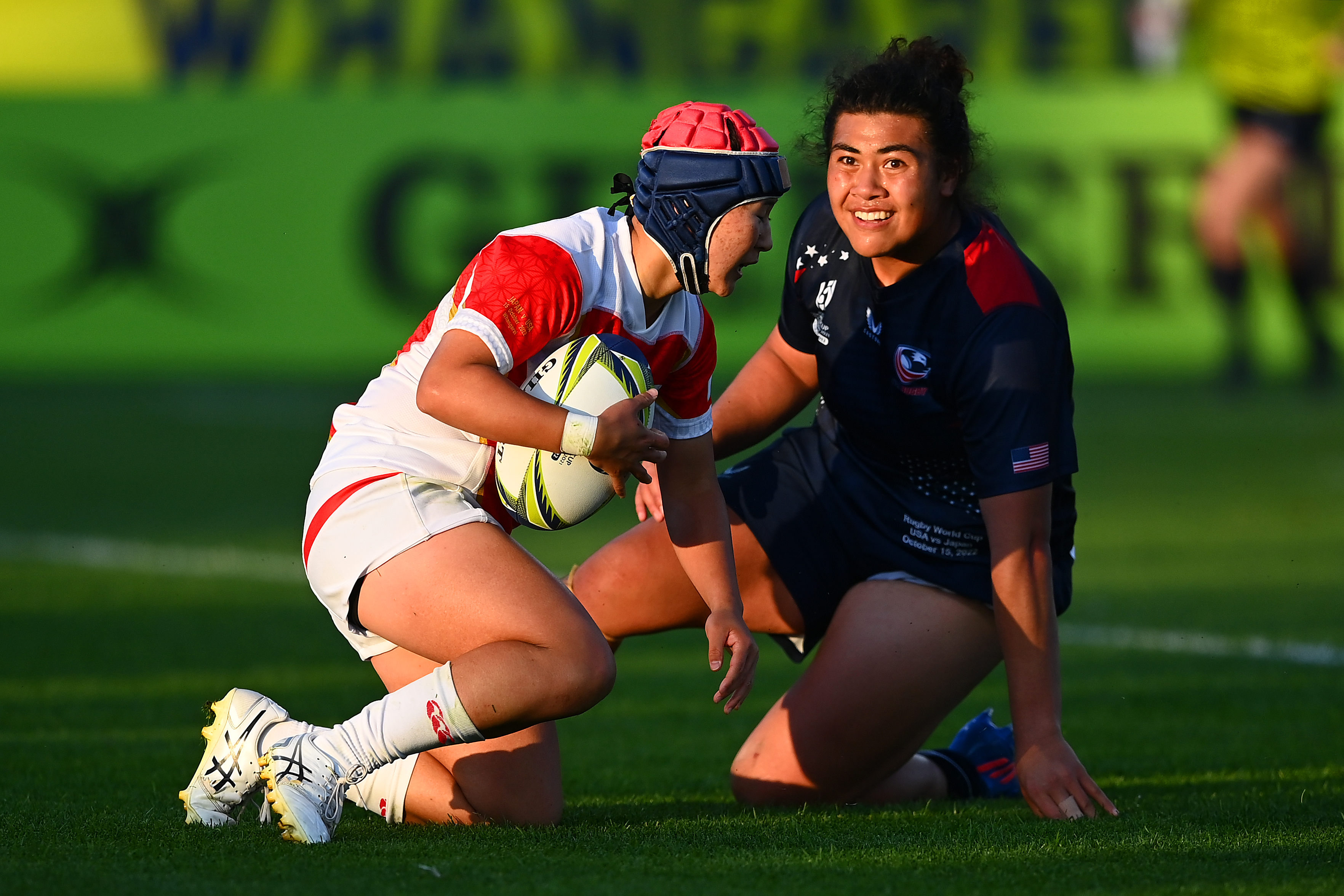 エミリー・スコット直筆サイン入り写真…イングランドの女子ラグビー選手。 1433515059.jpg